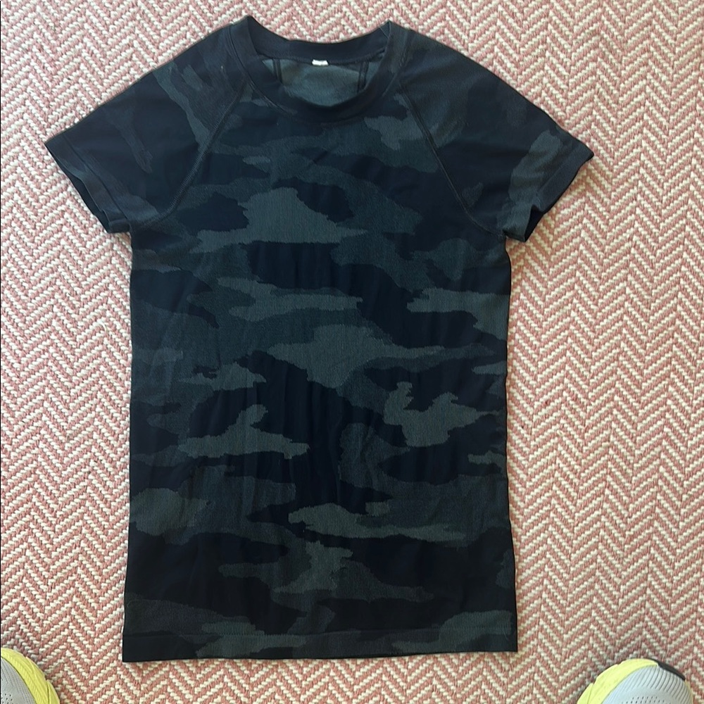 Black and Gray Camo T-Shirt Athleta